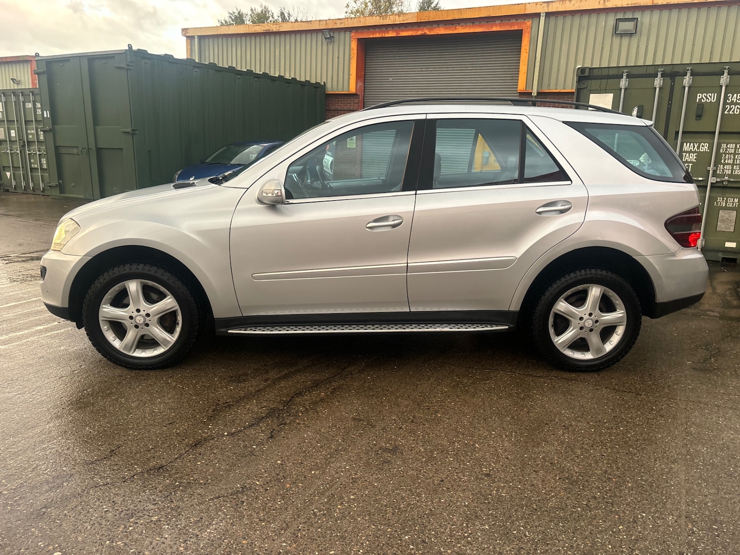 Used Mercedes-Benz M Class 2008 for sale - 76690714: Photo 6