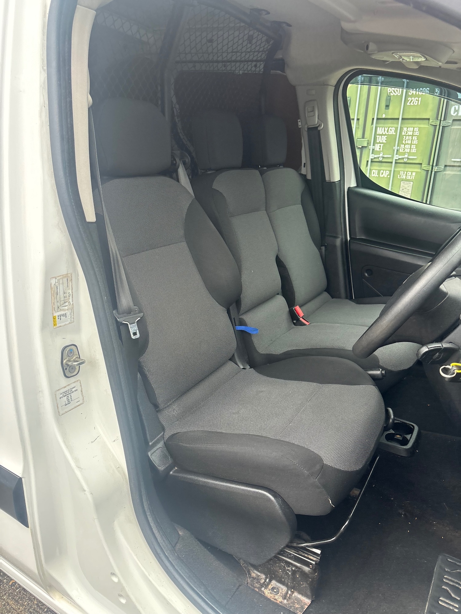 Used Peugeot Partner 2017 for sale - 76263851: Photo 11
