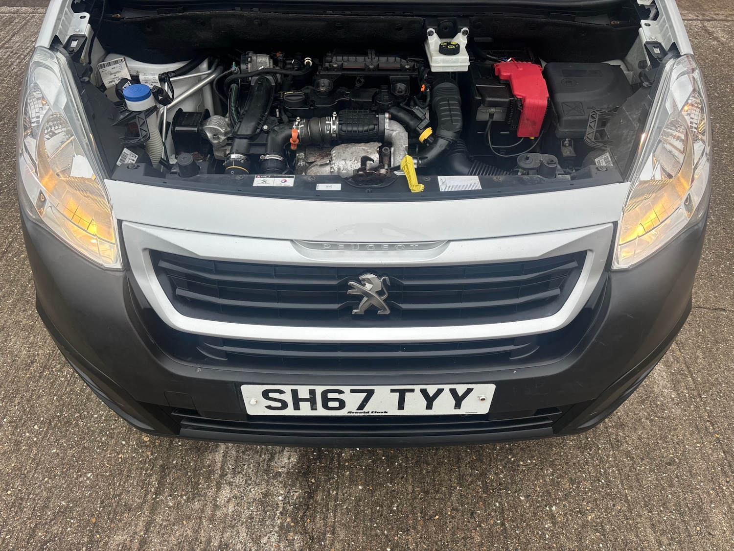 Used Peugeot Partner 2017 for sale - 76263851: Photo 18