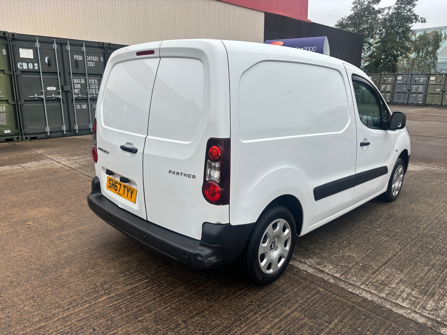 Used Peugeot Partner 2017 for sale - 76263851: Photo 3