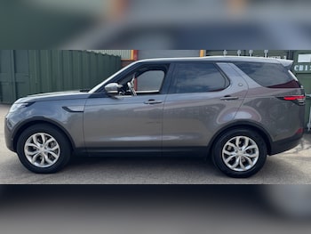 Used Land Rover Discovery 2019 for sale - 79101894: Photo