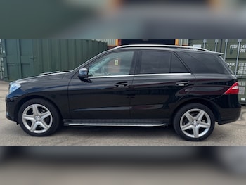 Used Mercedes-Benz M Class 2015 for sale - 78531369: Photo