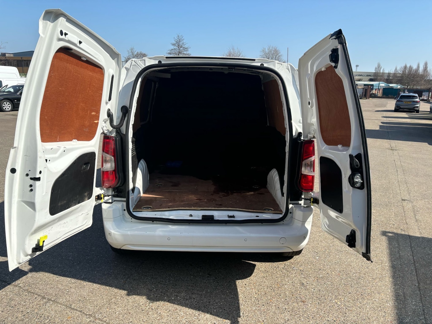 Used Vauxhall Combo 2020 for sale - 74614368: Photo 11