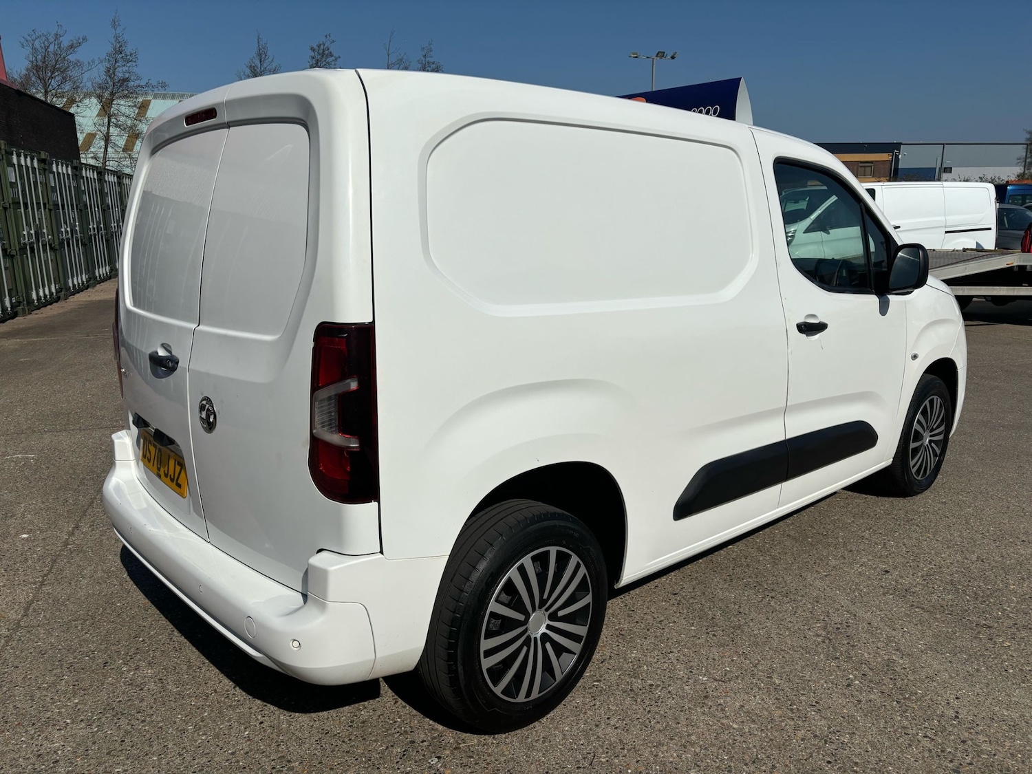 Used Vauxhall Combo 2020 for sale - 74614368: Photo 2