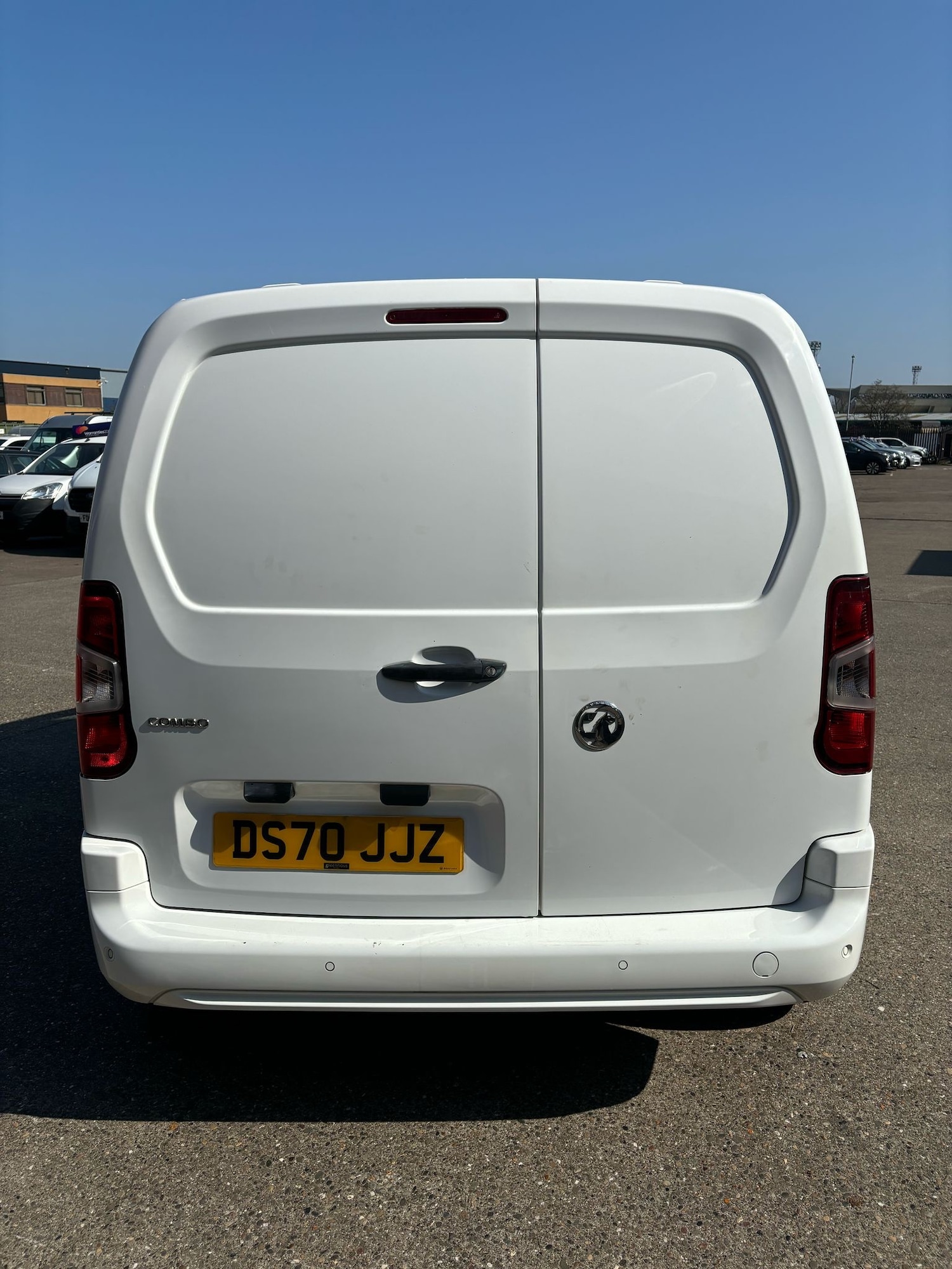 Used Vauxhall Combo 2020 for sale - 74614368: Photo 3