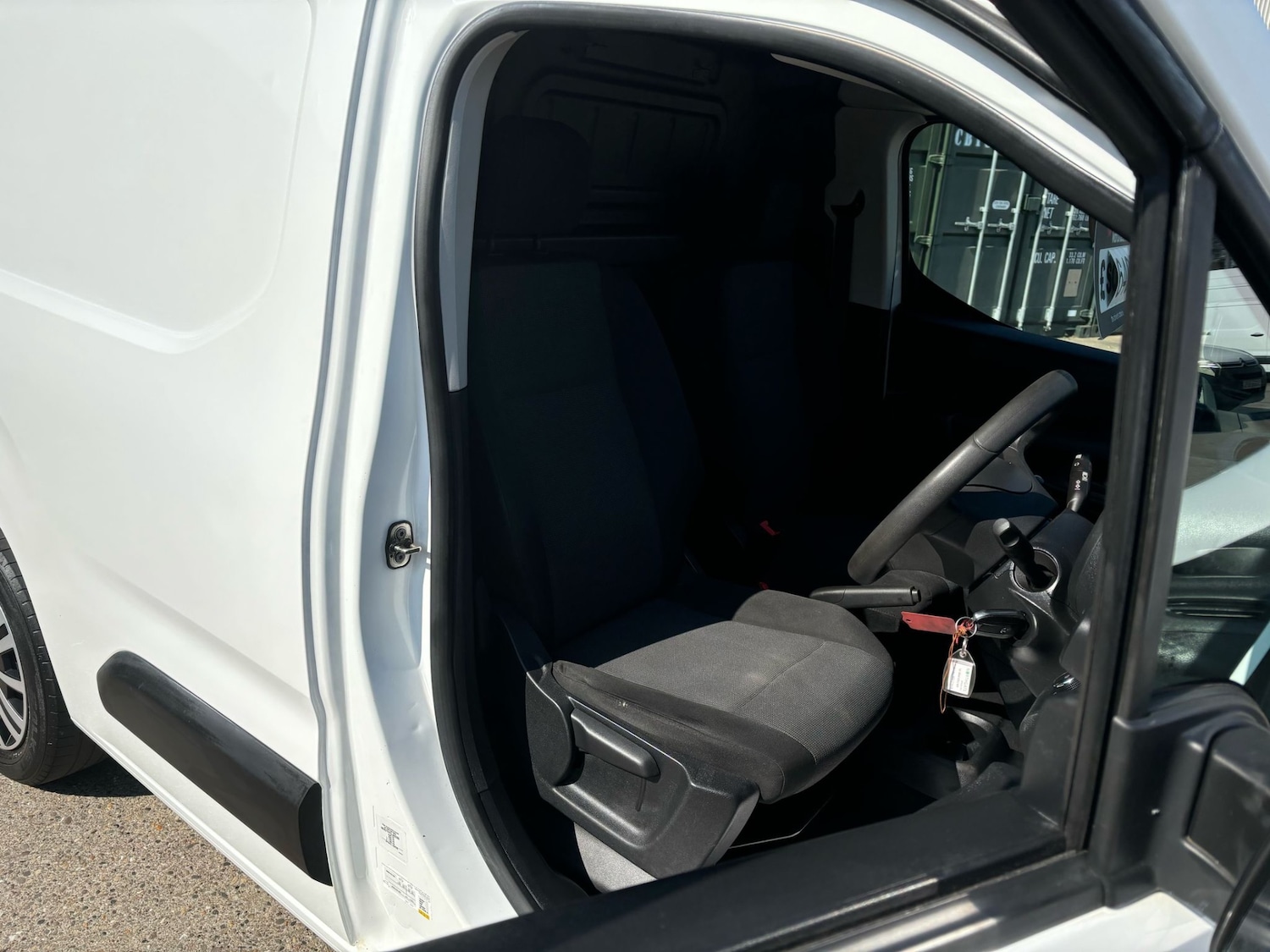Used Vauxhall Combo 2020 for sale - 74614368: Photo 8