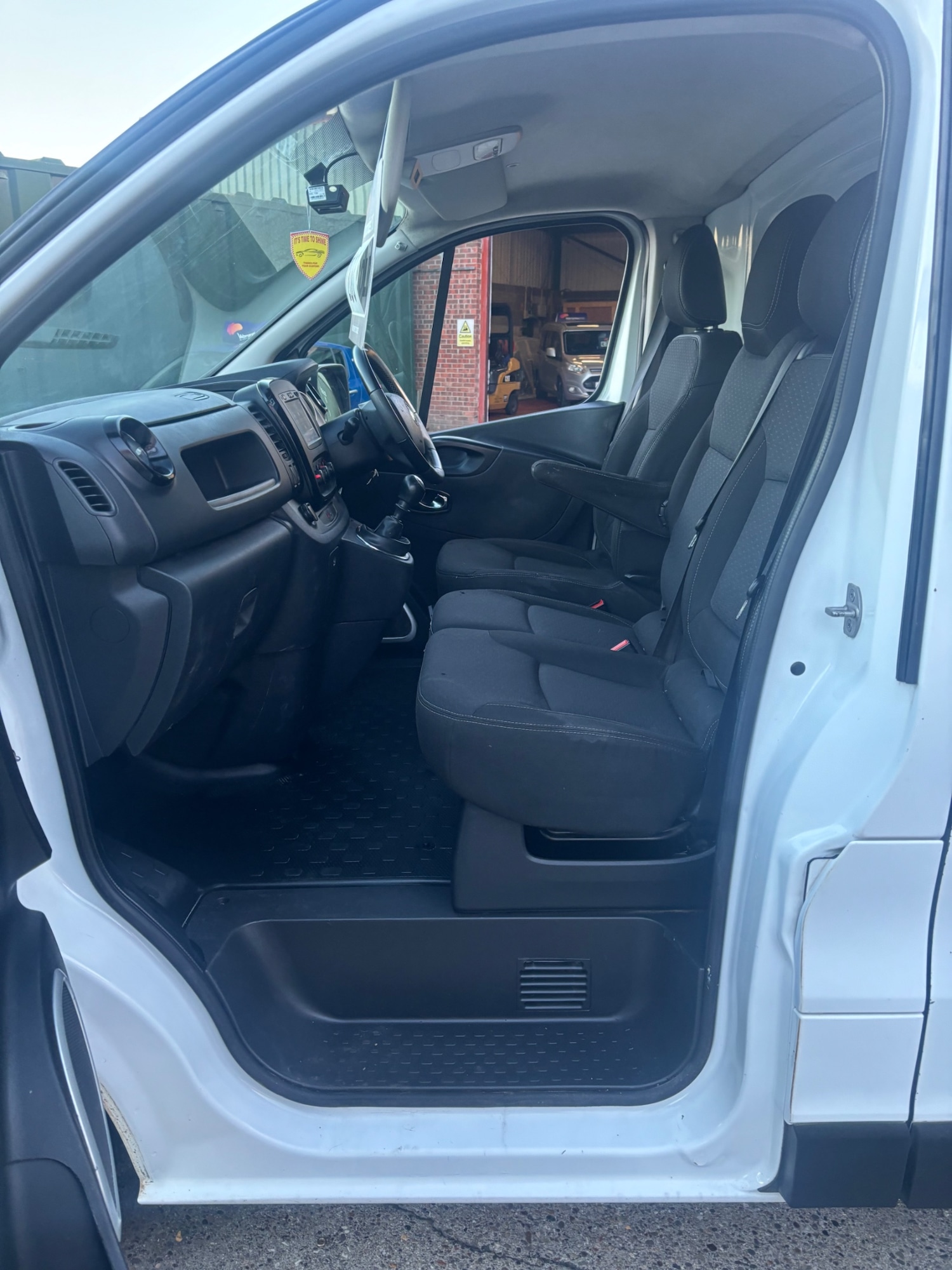 Used Vauxhall Vivaro 2019 for sale - 76402474: Photo 13