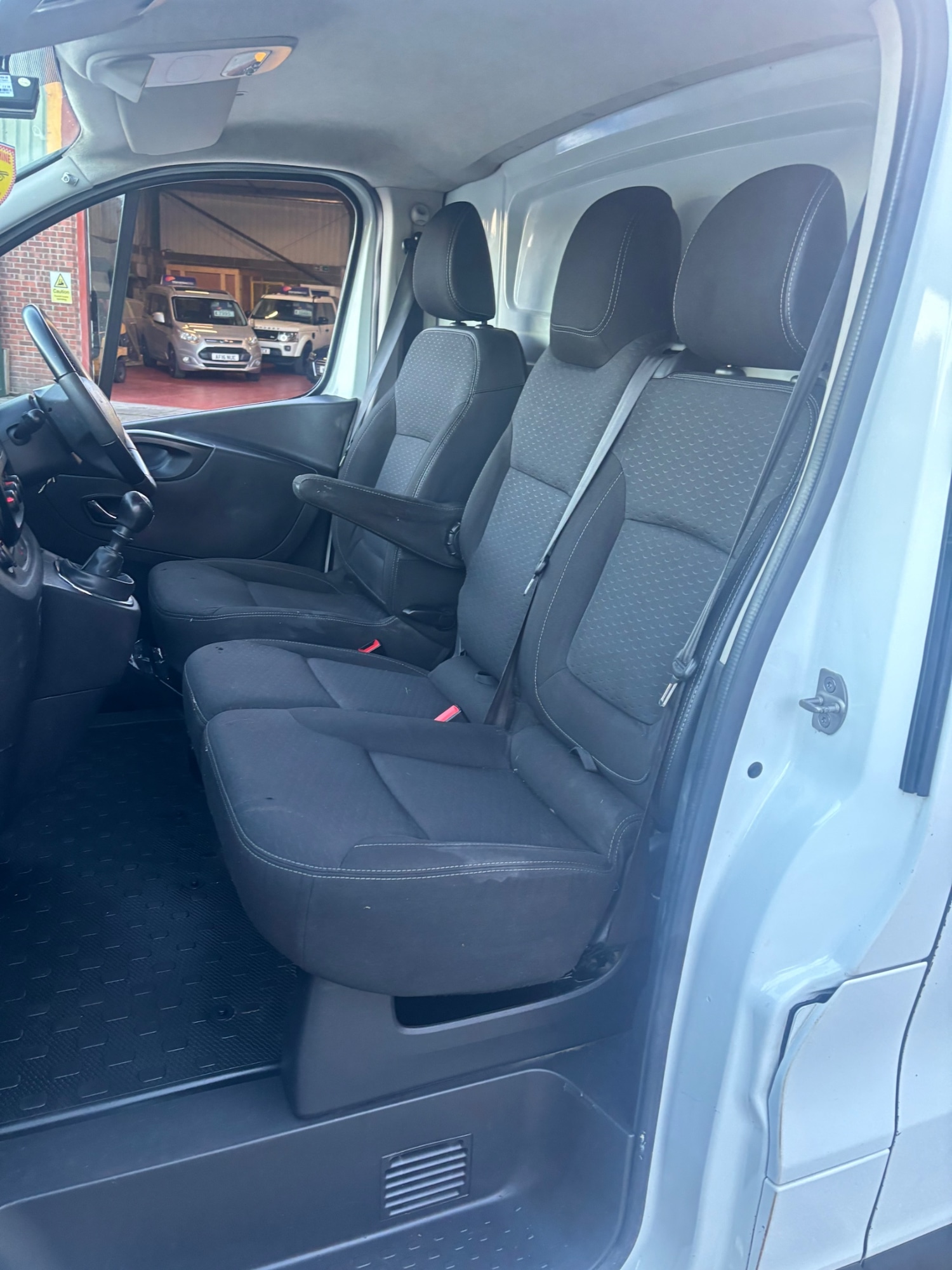 Used Vauxhall Vivaro 2019 for sale - 76402474: Photo 15