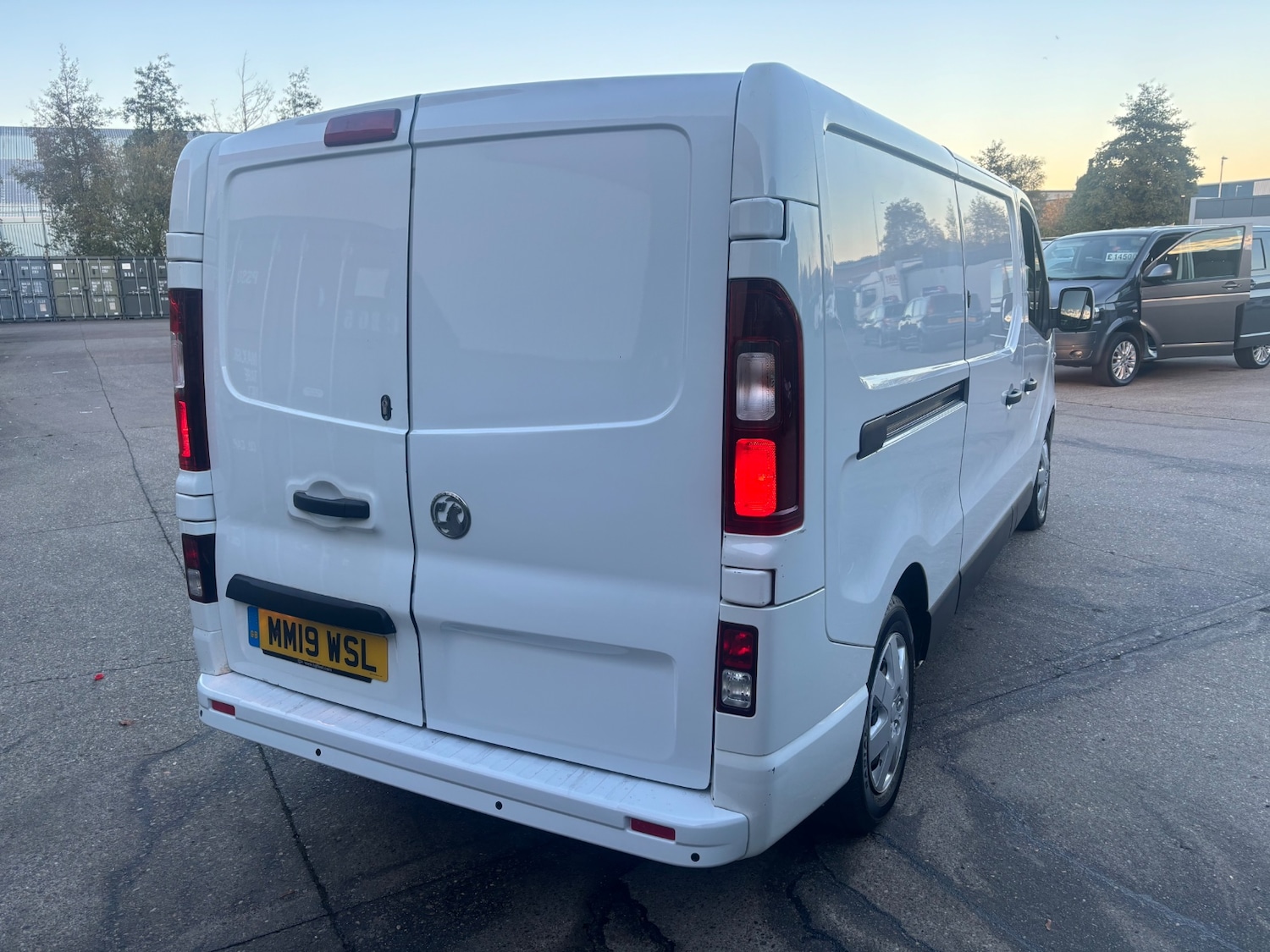Used Vauxhall Vivaro 2019 for sale - 76402474: Photo 3