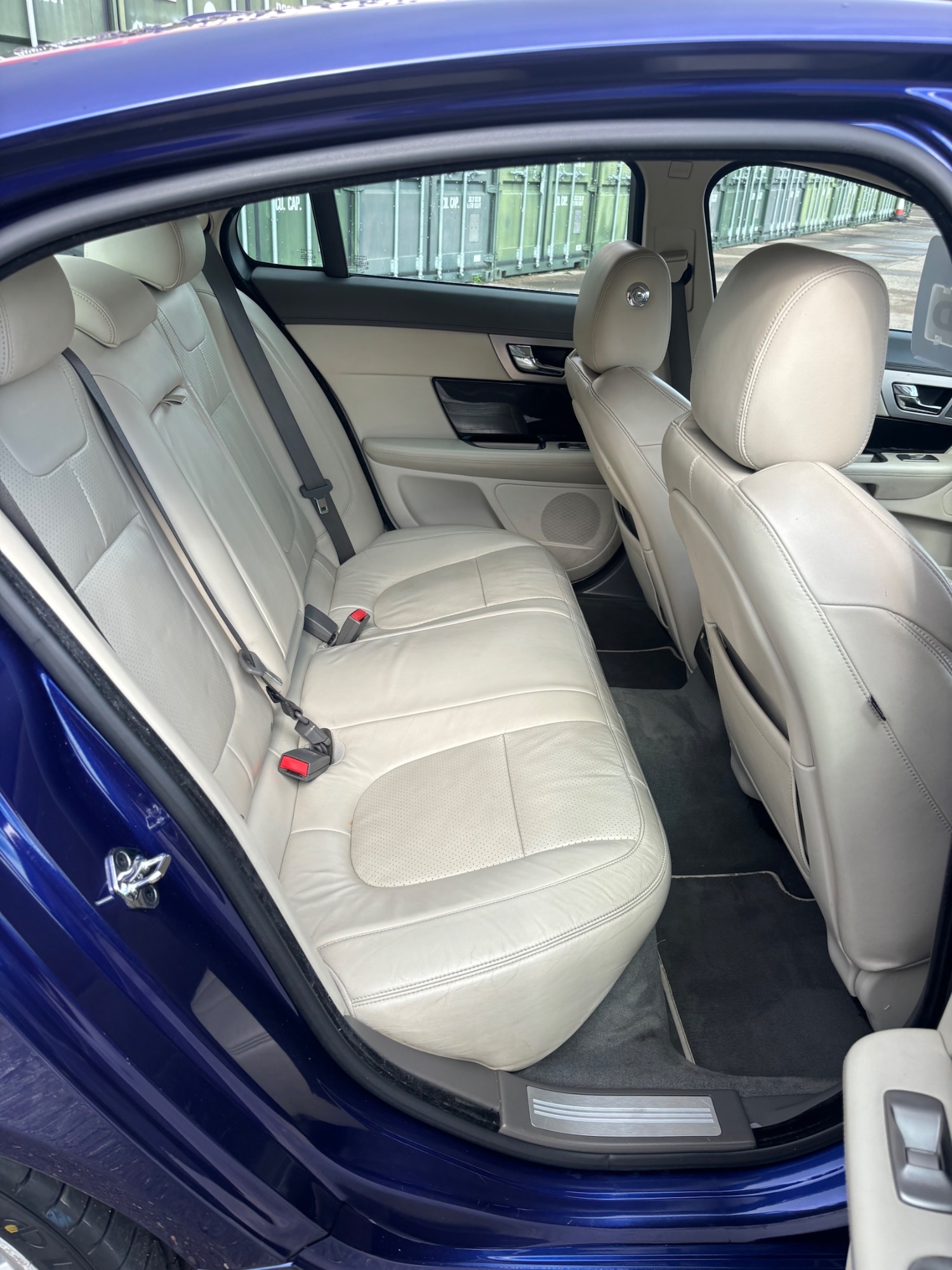 Used Jaguar XF 2011 for sale - 75968602: Photo 12