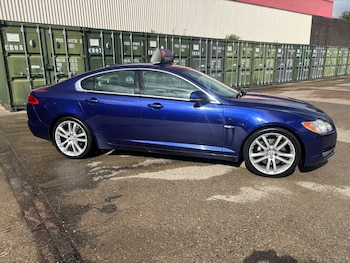 Used Jaguar XF 2011 for sale - 75968602: Photo 2