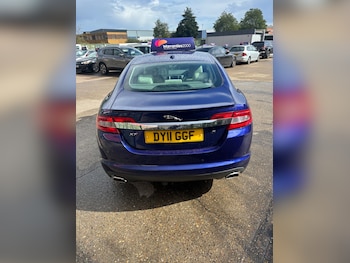 Used Jaguar XF 2011 for sale - 75968602: Photo 4