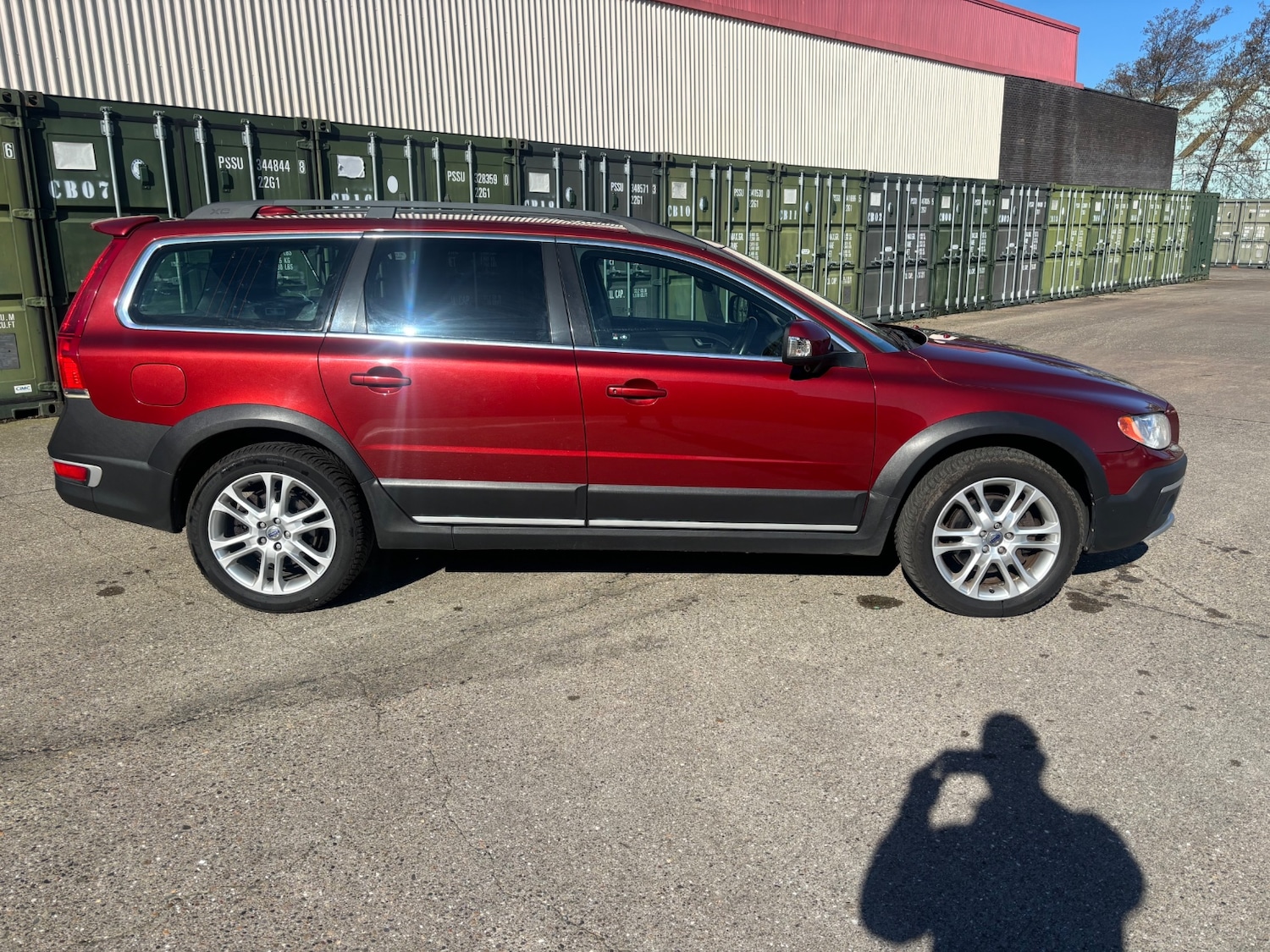 Used Volvo XC70 2013 for sale - 77791505: Photo 2