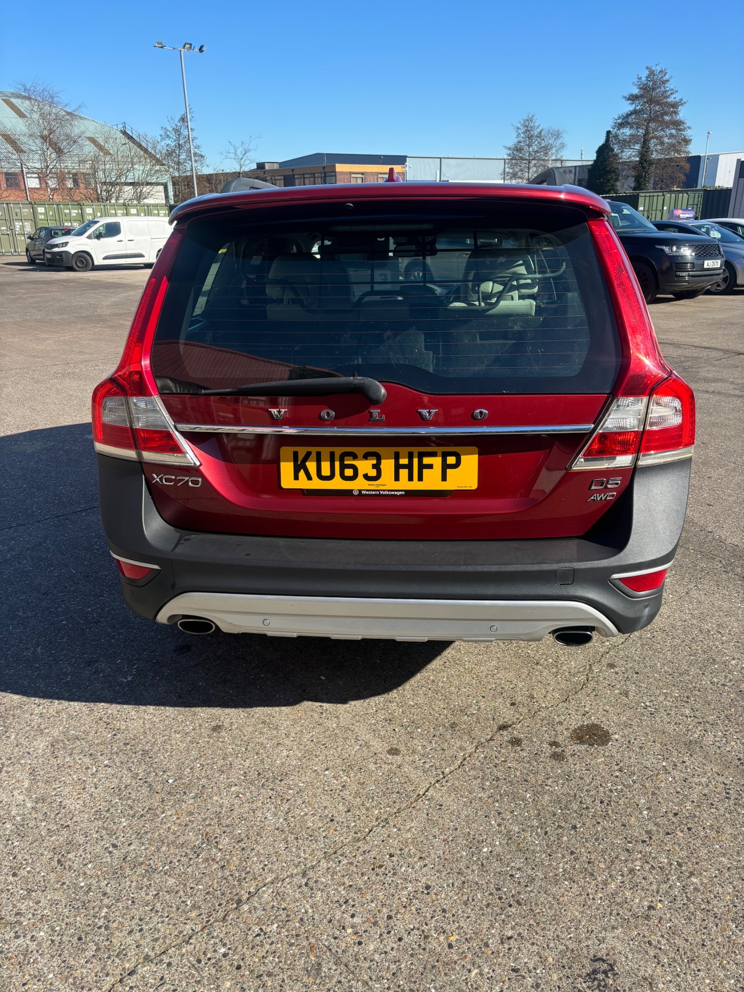 Used Volvo XC70 2013 for sale - 77791505: Photo 4