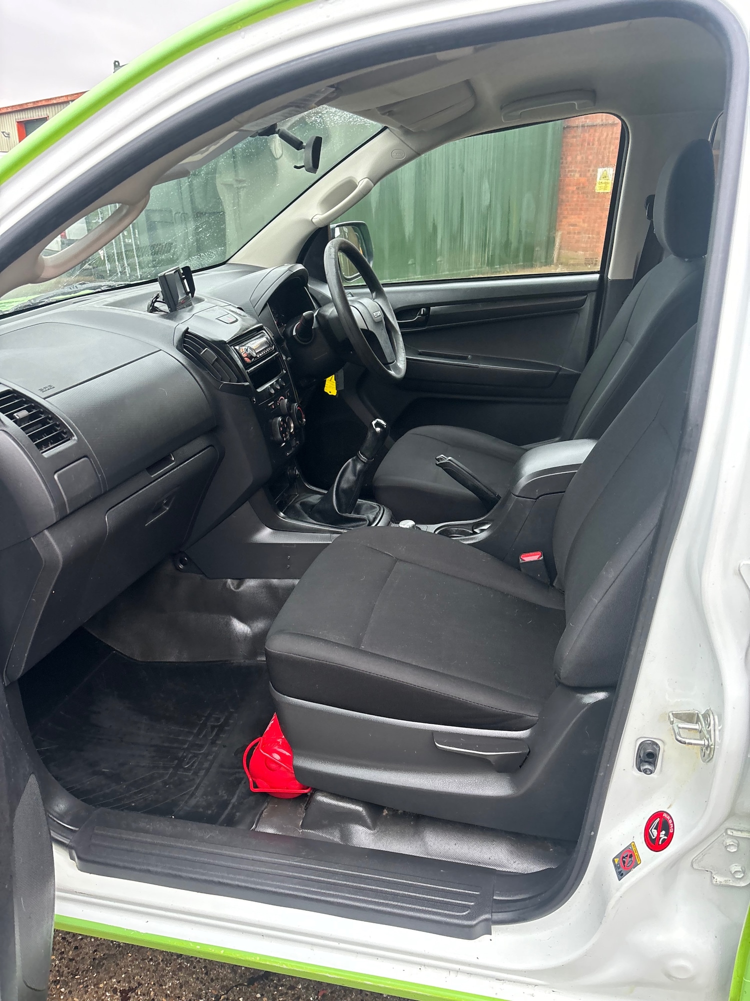 Used Isuzu D-Max 2015 for sale - 77233814: Photo 17