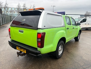 Used Isuzu D-Max 2015 for sale - 77233814: Photo