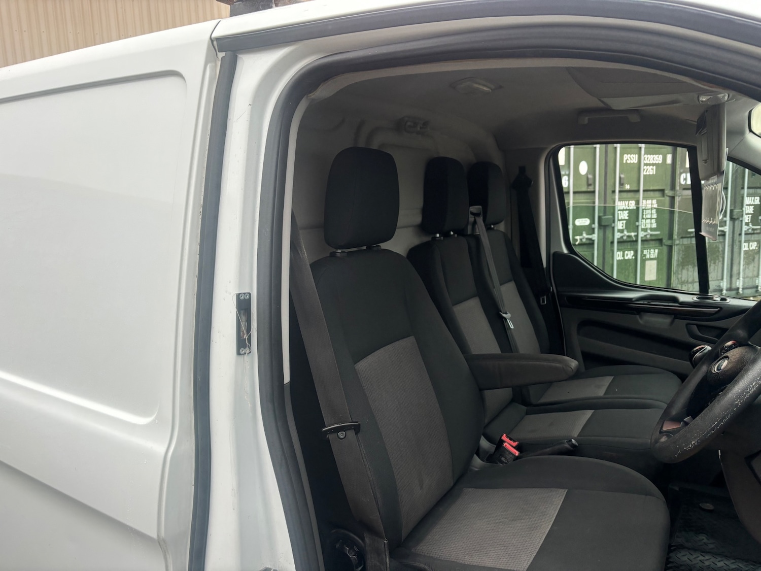 Used Ford Transit Custom 2018 for sale - 77303320: Photo 10