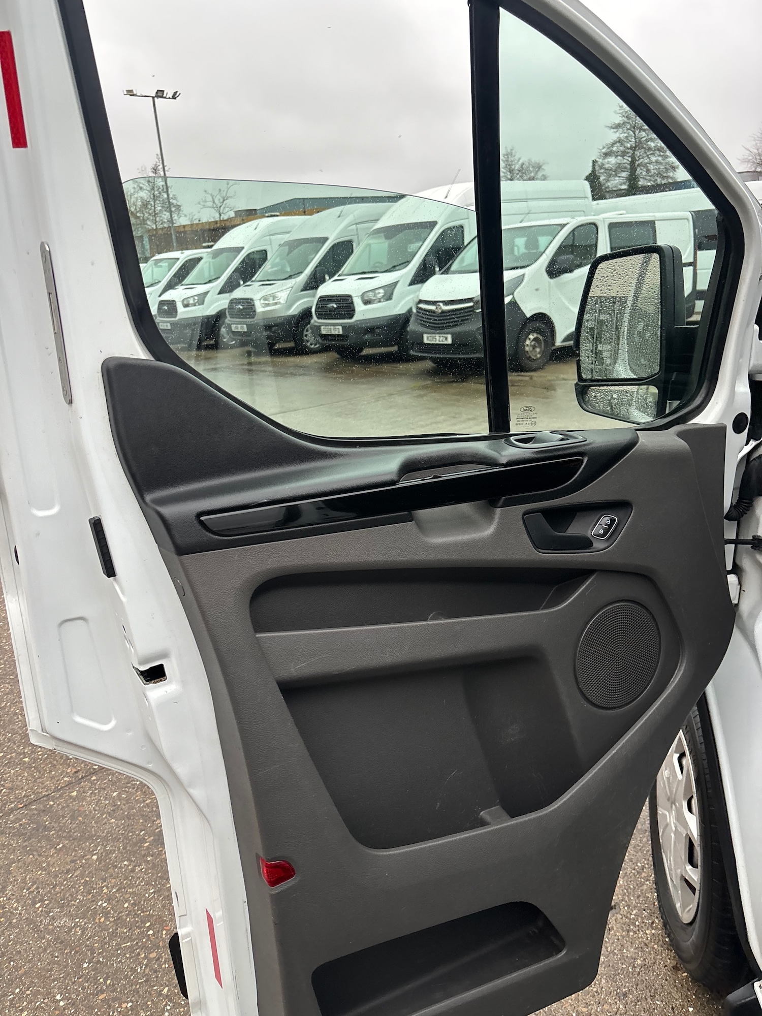 Used Ford Transit Custom 2018 for sale - 77303320: Photo 16