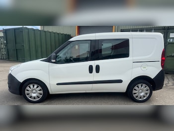 Used Vauxhall Combo 2015 for sale - 78786364: Photo