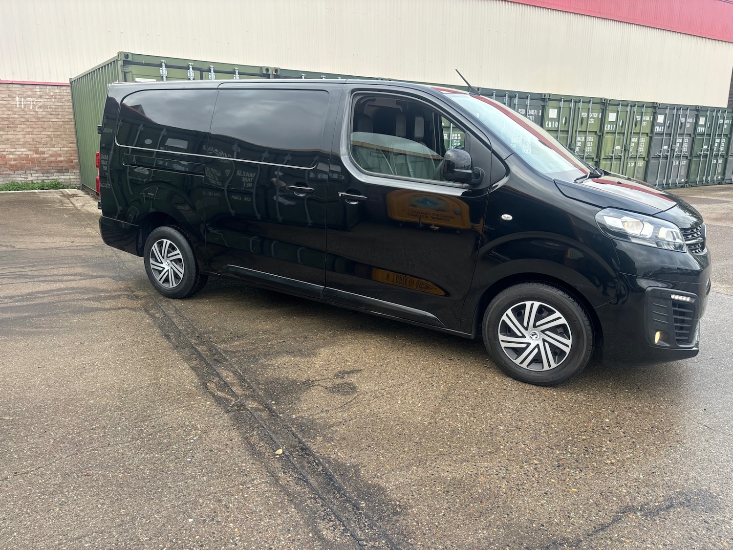 Used Vauxhall Vivaro 2020 for sale - 76563915: Photo 2