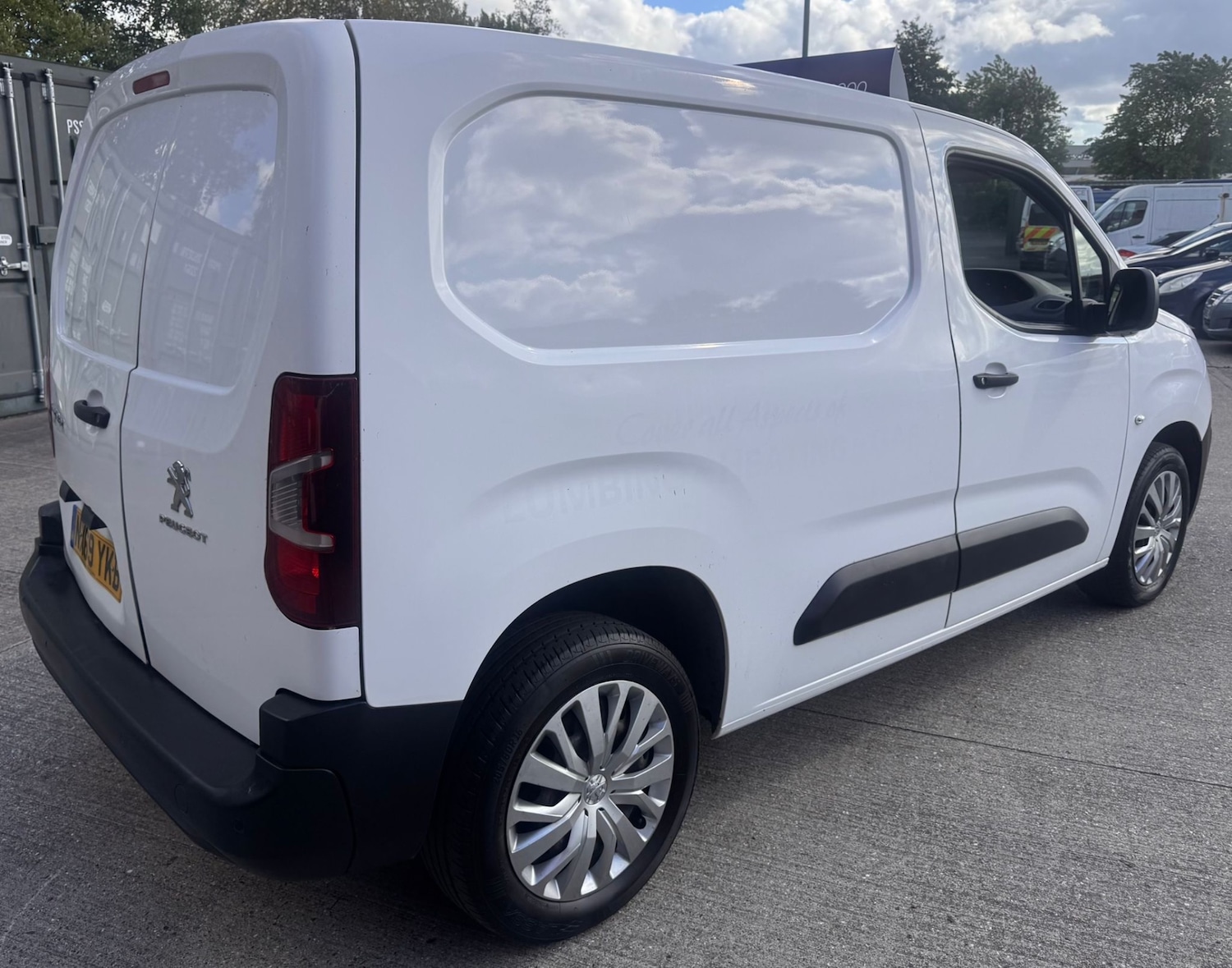 Used Peugeot Partner 2019 for sale - 75994687: Photo 3
