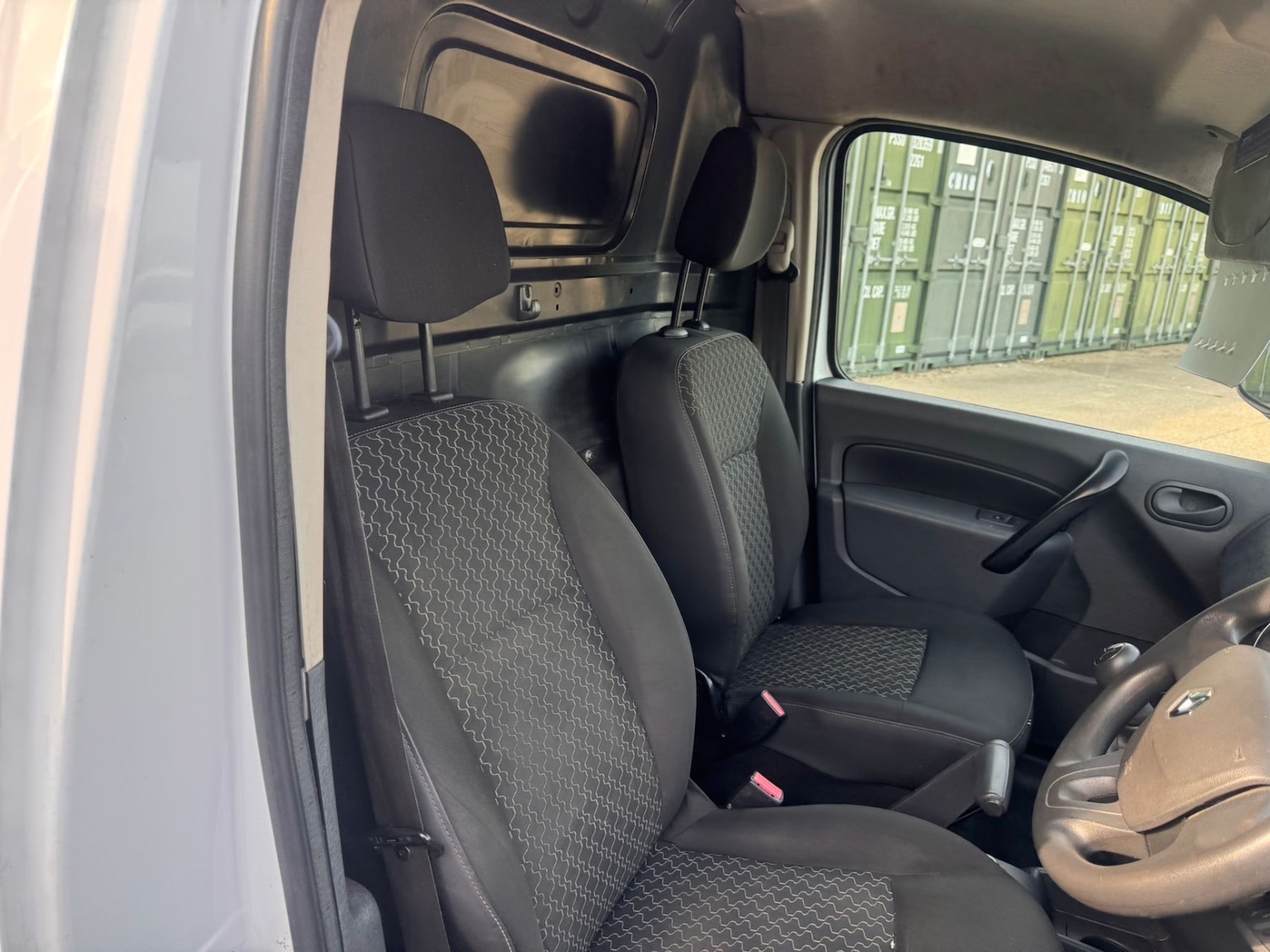 Used Renault Kangoo 2016 for sale - 77981352: Photo 11