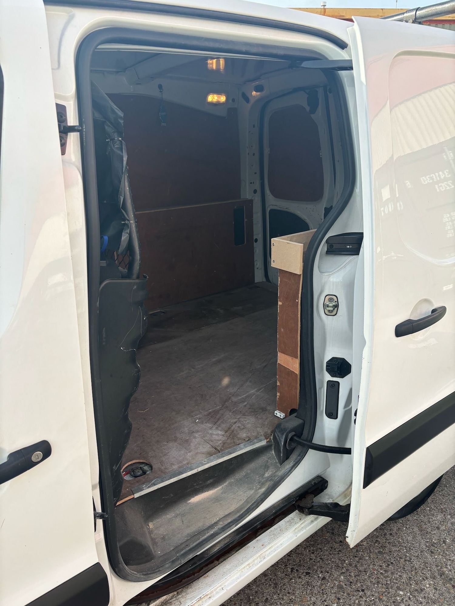 Used Citroen Berlingo 2018 for sale - 76249399: Photo 13