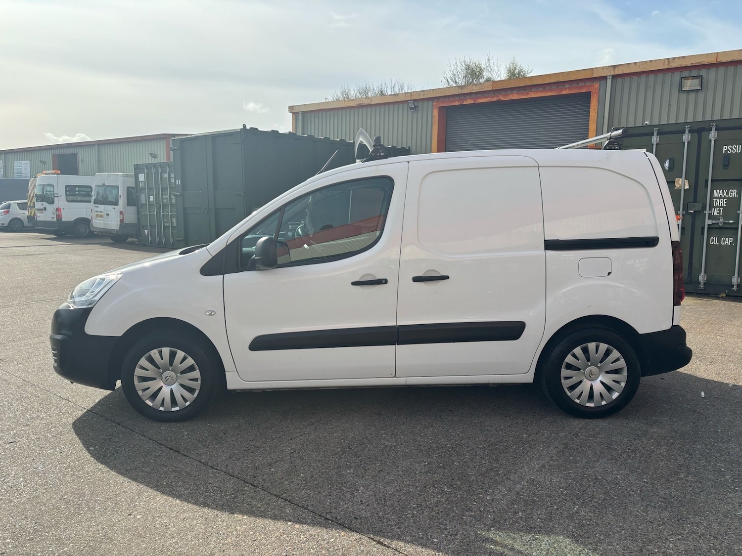 Used Citroen Berlingo 2018 for sale - 76249399: Photo 4