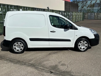 Used Peugeot Partner 2017 for sale - 78346247: Photo