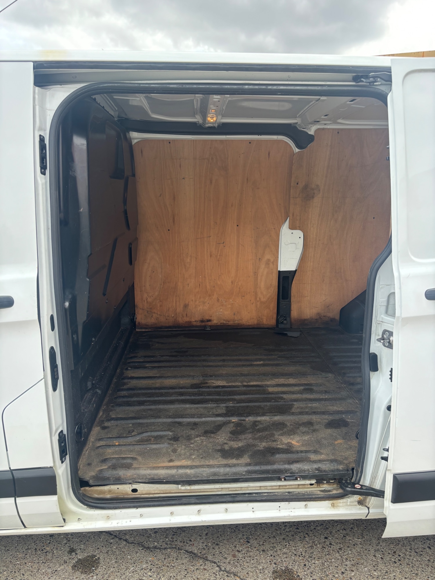 Used Ford Transit Custom 2023 for sale - 75530232: Photo 15