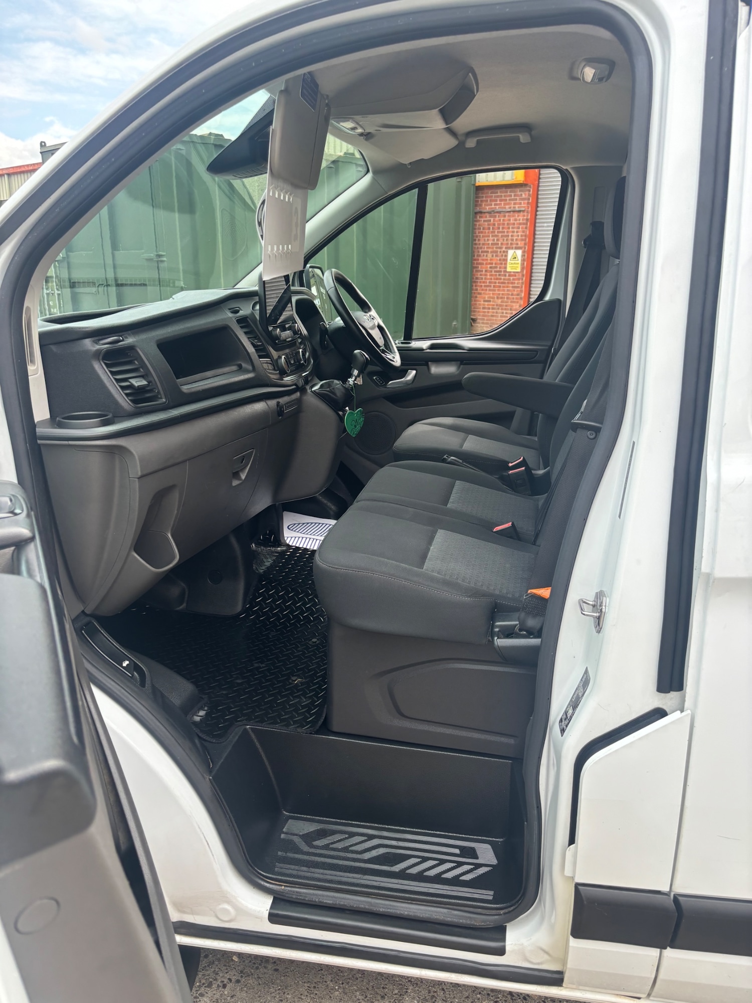 Used Ford Transit Custom 2023 for sale - 75530232: Photo 16