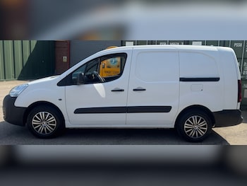 Used Peugeot Partner 2019 for sale - 79184065: Photo