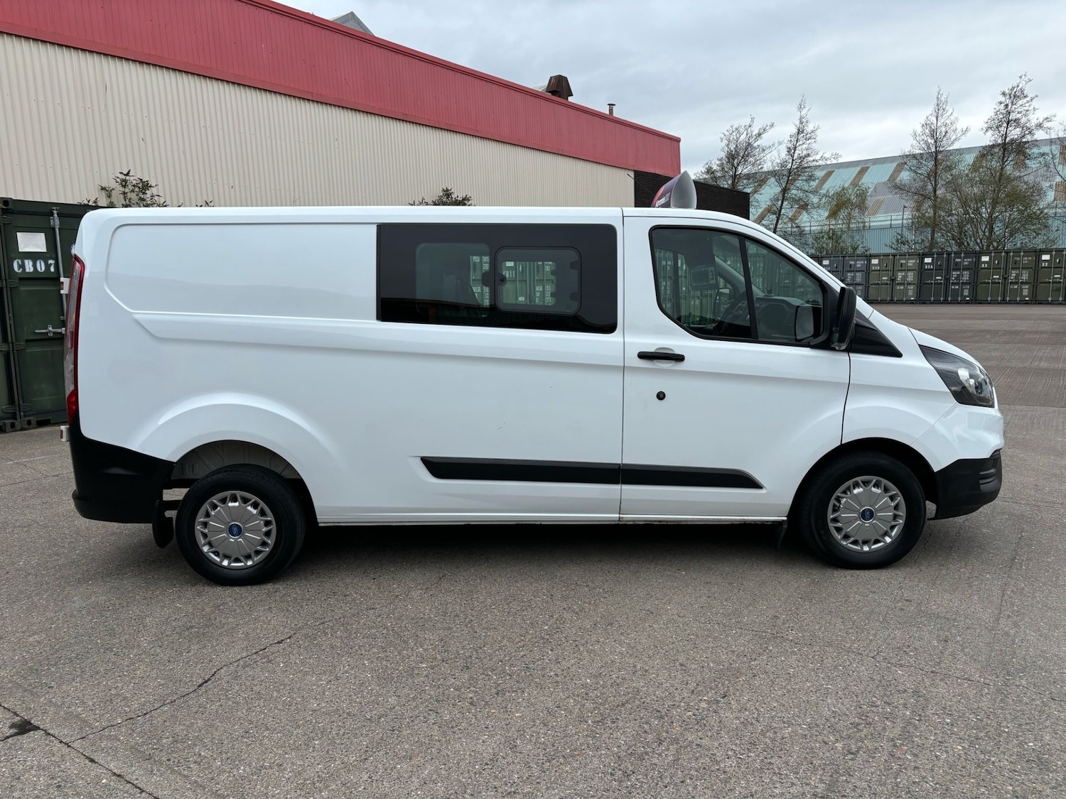 Used Ford Transit Custom 2018 for sale - 74389360: Photo 2
