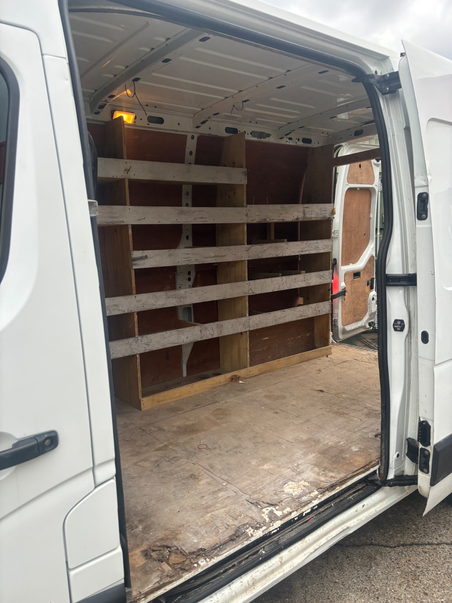 Used Renault Clio 2015 for sale - 76563636: Photo 14