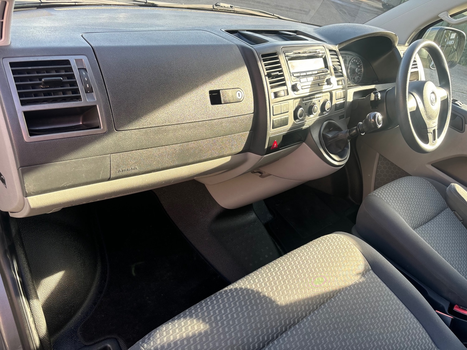 Used Volkswagen Transporter 2015 for sale - 76534543: Photo 16