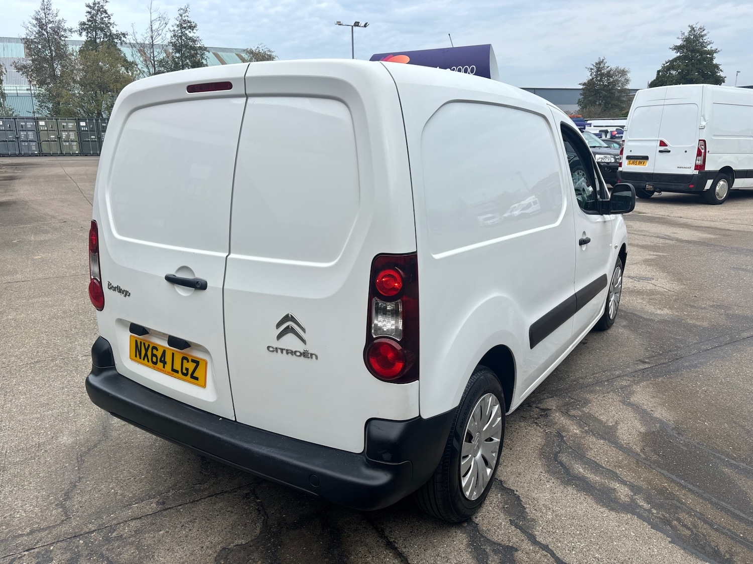 Used Citroen Berlingo 2014 for sale - 76563399: Photo 3