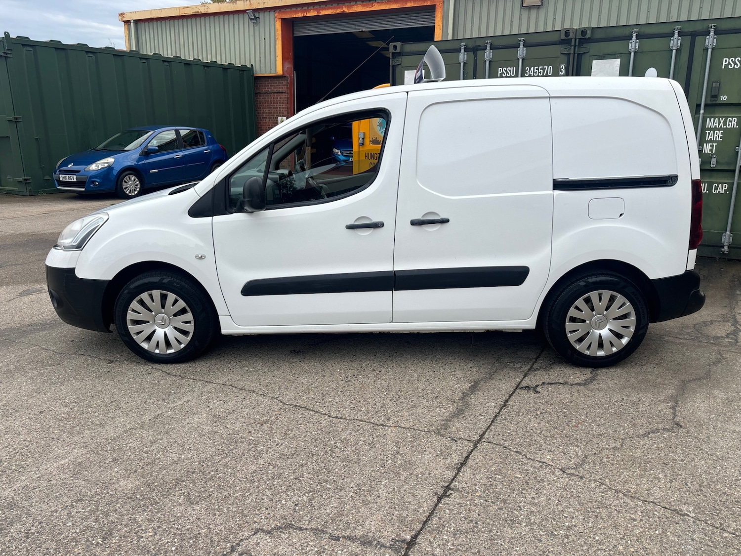 Used Citroen Berlingo 2014 for sale - 76563399: Photo 6