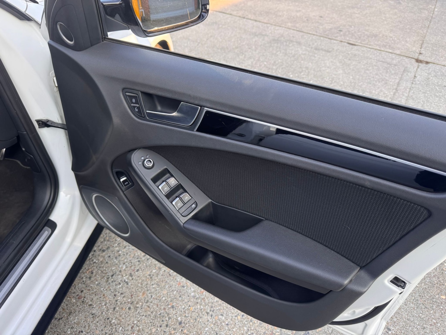 Used Audi A4 2015 for sale - 77762631: Photo 12