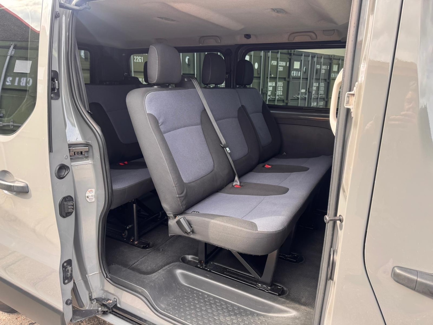 Used Vauxhall Vivaro 2016 for sale - 78111564: Photo 12