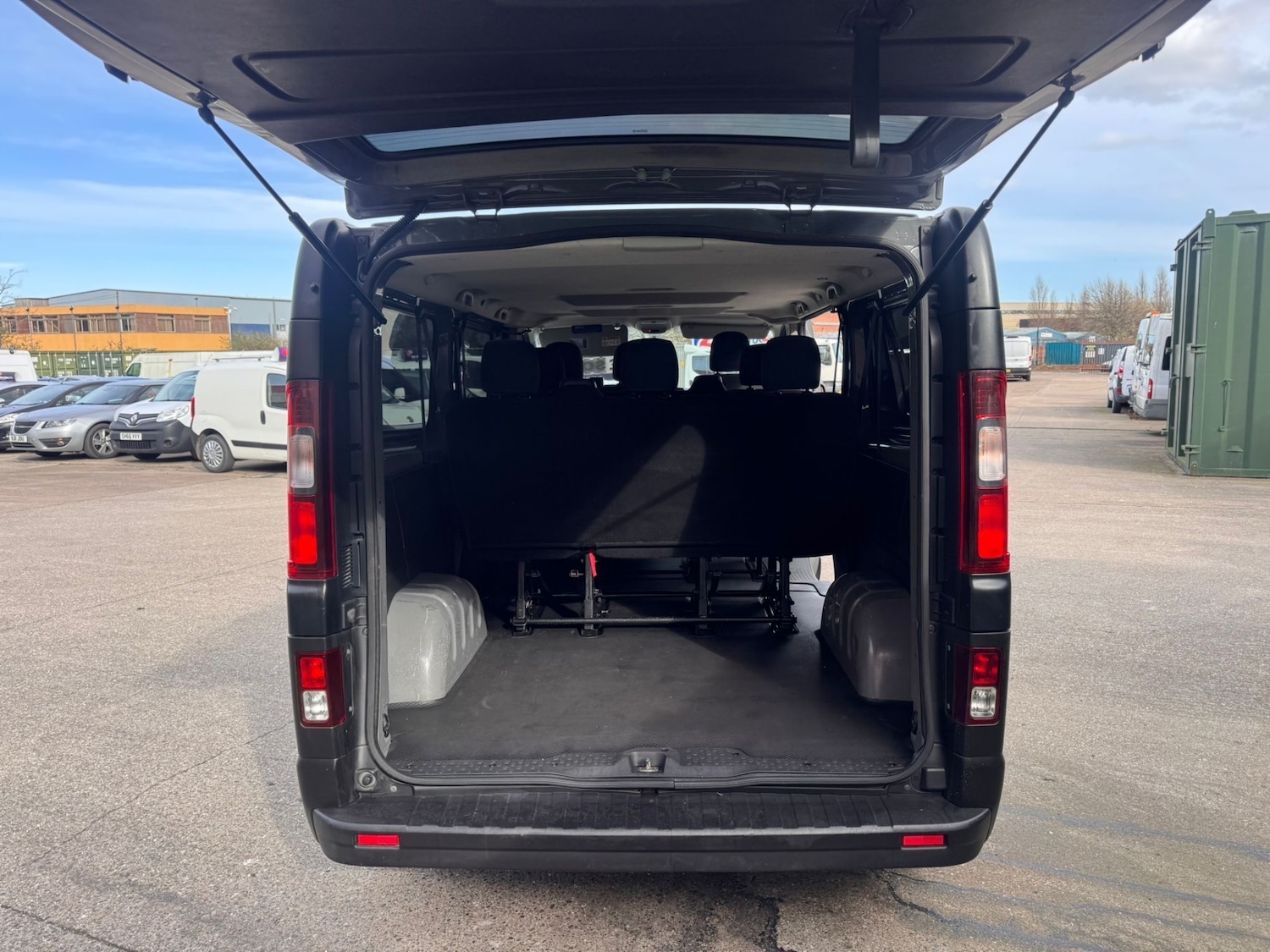 Used Vauxhall Vivaro 2016 for sale - 78111564: Photo 16