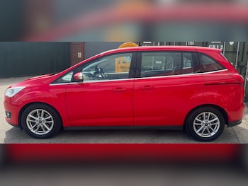 Used Ford Grand C-Max 2016 for sale - 79537517: Photo