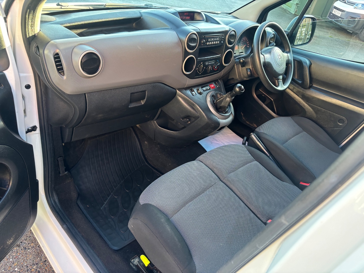 Used Citroen Berlingo 2017 for sale - 76560151: Photo 11