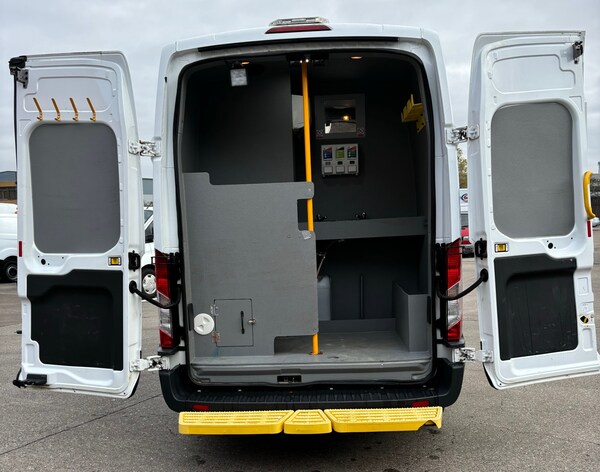 Used Ford Transit 2018 for sale - 72917496: Photo 9