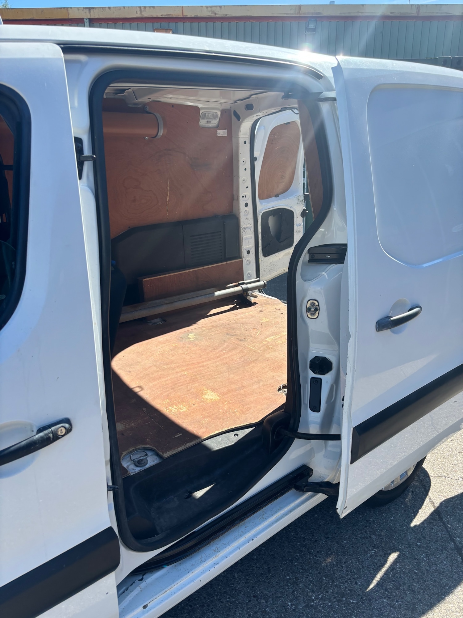 Used Citroen Berlingo 2017 for sale - 76253770: Photo 12