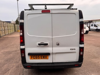Used Vauxhall Vivaro 2015 for sale - 77210973: Photo
