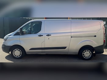 Used Ford Transit Custom 2017 for sale - 79019872: Photo
