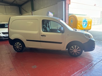 Used Renault Kangoo 2016 for sale - 76097502: Photo