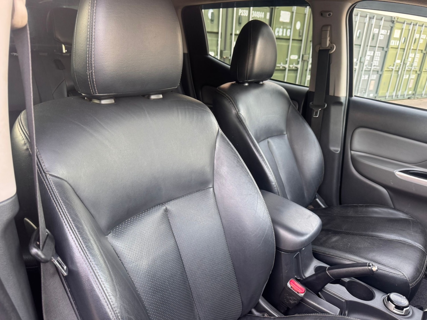 Used Mitsubishi L200 2016 for sale - 77968897: Photo 9