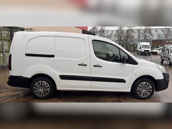 Used Citroen Berlingo 2017 for sale - 77889244: Photo