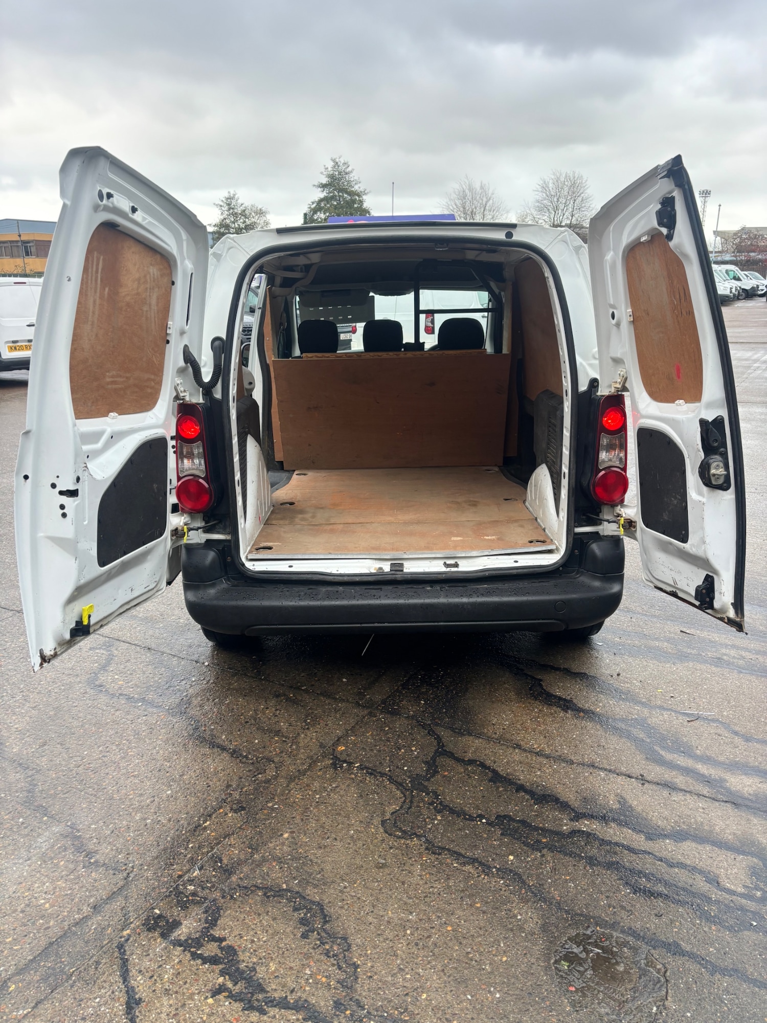 Used Citroen Berlingo 2017 for sale - 76690726: Photo 12